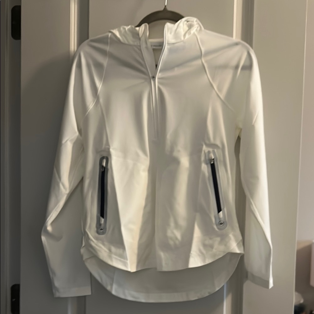 NWT Peter Millar White Hooded Jacket with Zipper Pockets
